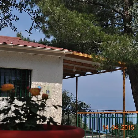 Rogakia Village Est. 1983 Apartmanhotel 4*