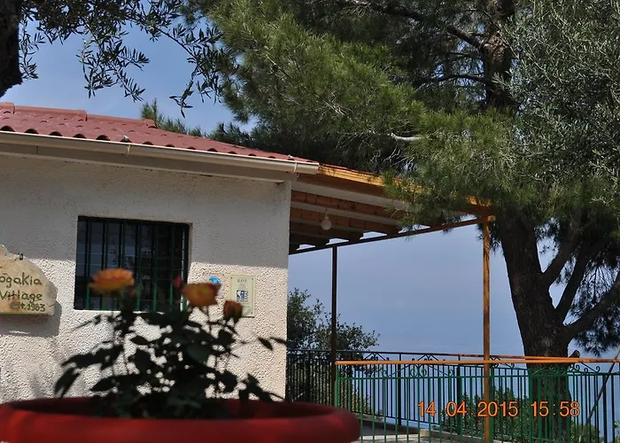 Rogakia Village Est. 1983 Apartmanhotel 4*
