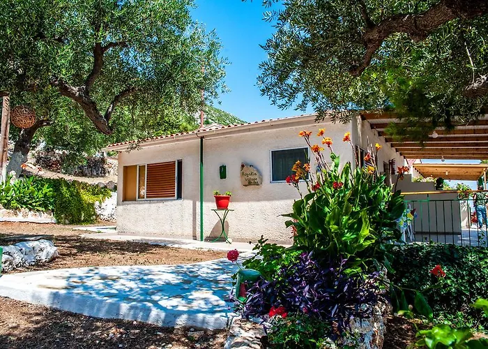 Rogakia Village Est. 1983 Zóla