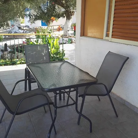 Rogakia Village Est. 1983 Aparthotel *
