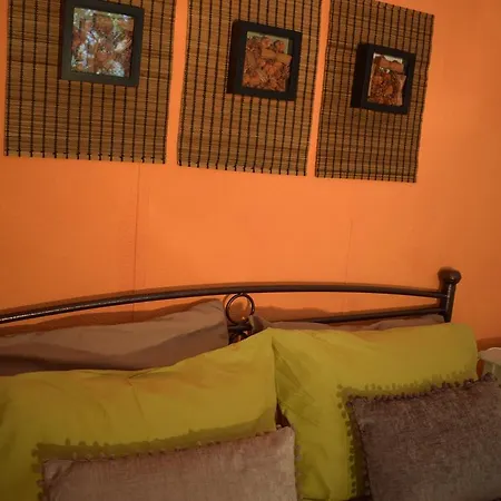 Rogakia Village Est. 1983 アパートホテル Zóla